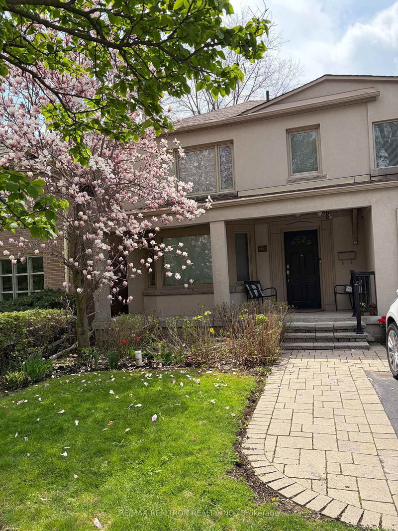 239 Sandringham Drive