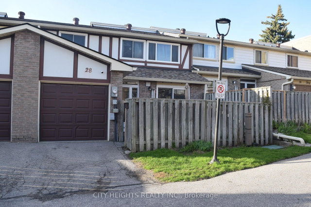 28 Crest Fern Way