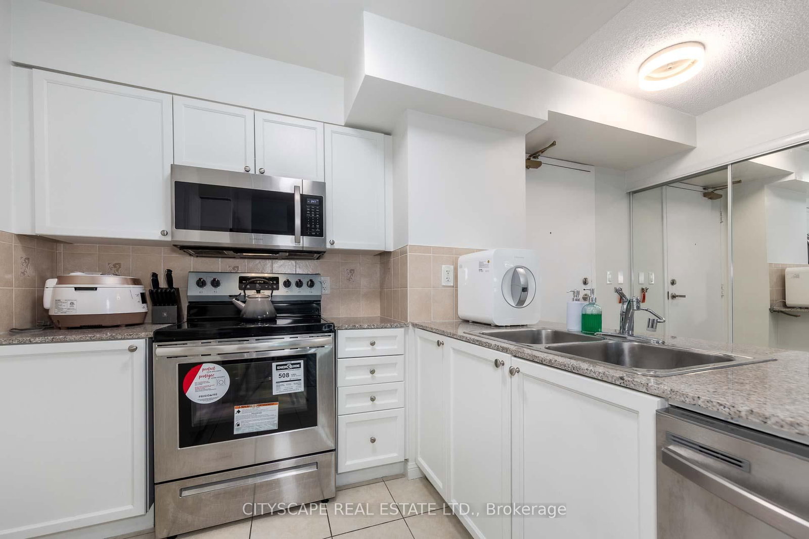 5940 Yonge Street • #609 • Toronto, ON photo 10