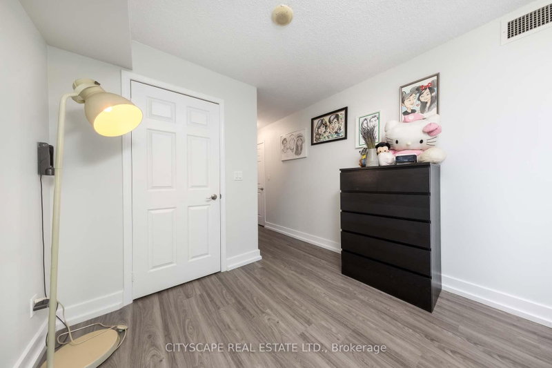 609 - 5940 Yonge Street