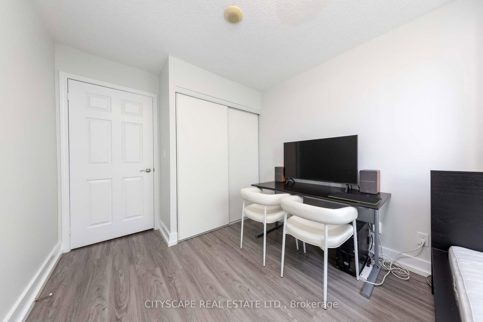 5940 Yonge Street • #609 • Toronto, ON photo 6
