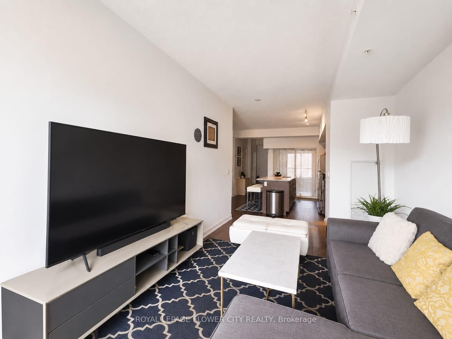 10 Willison Square • #607 • Toronto, ON photo 8