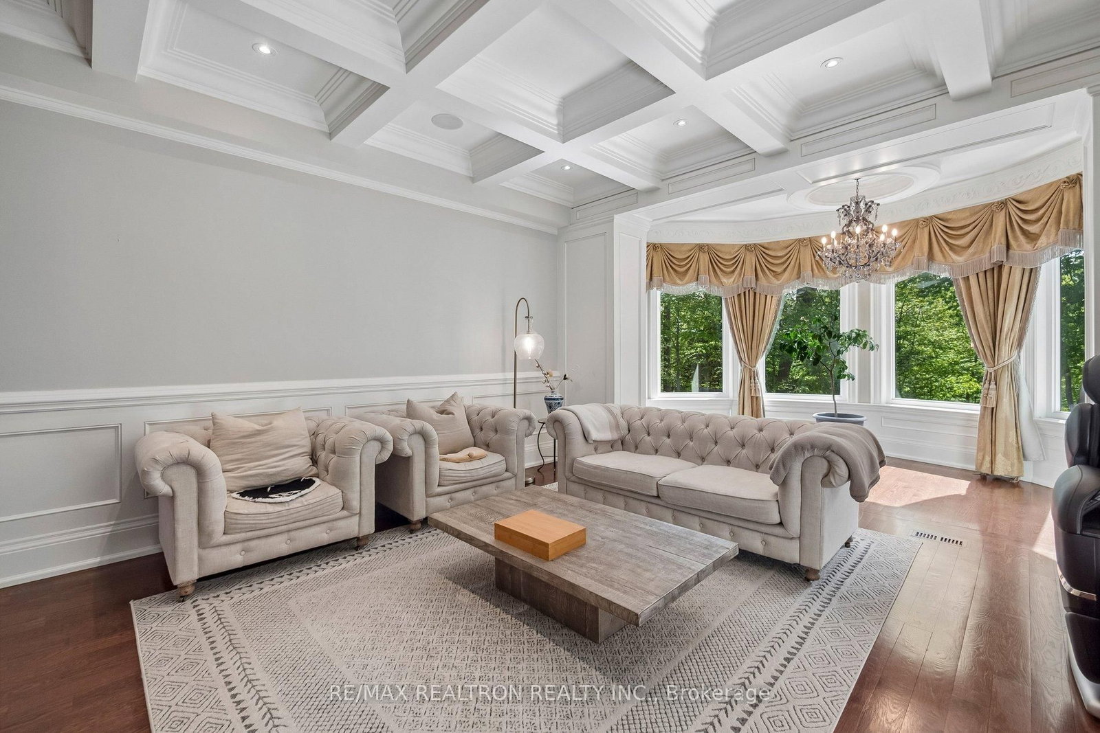 59 Hi Mount Drive • Toronto, ON photo 19
