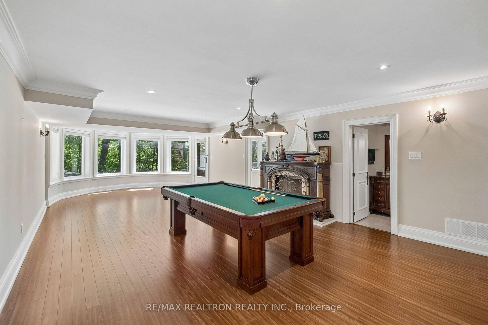 59 Hi Mount Drive • Toronto, ON photo 45
