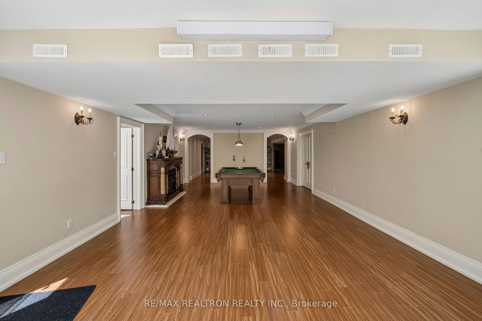 59 Hi Mount Drive • Toronto, ON photo 47