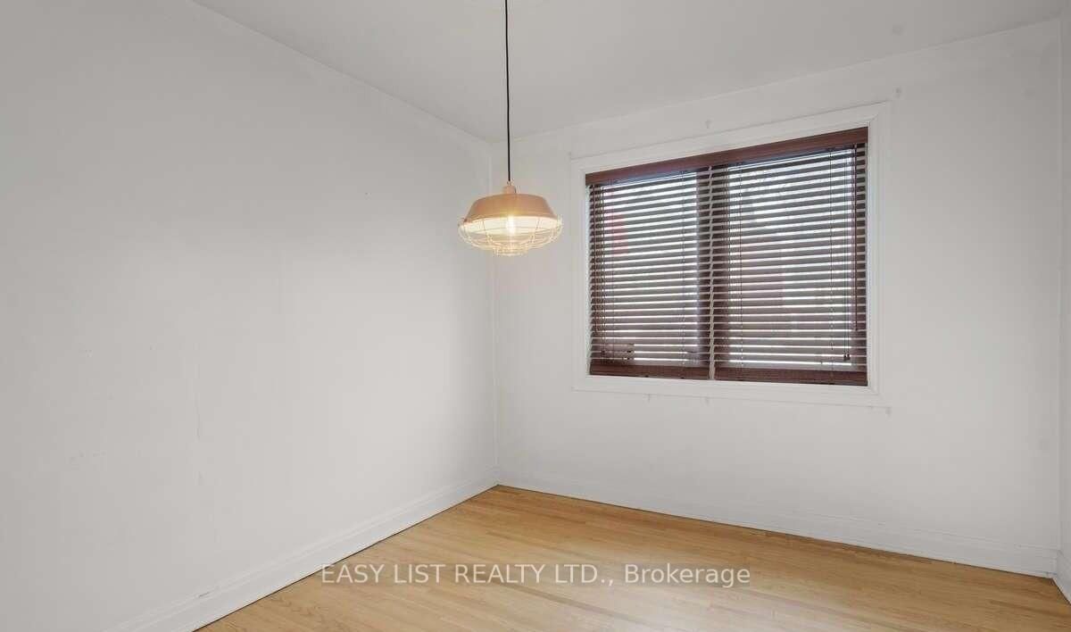 41 Churchill Avenue • Toronto, ON photo 9