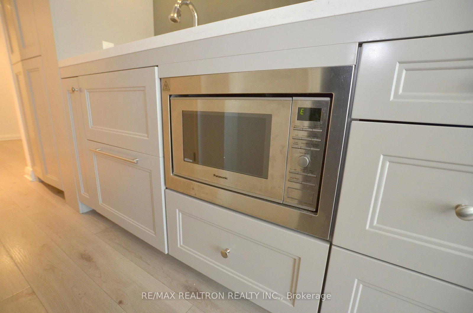 155 Yorkville Avenue • #713 • Toronto, ON photo 14