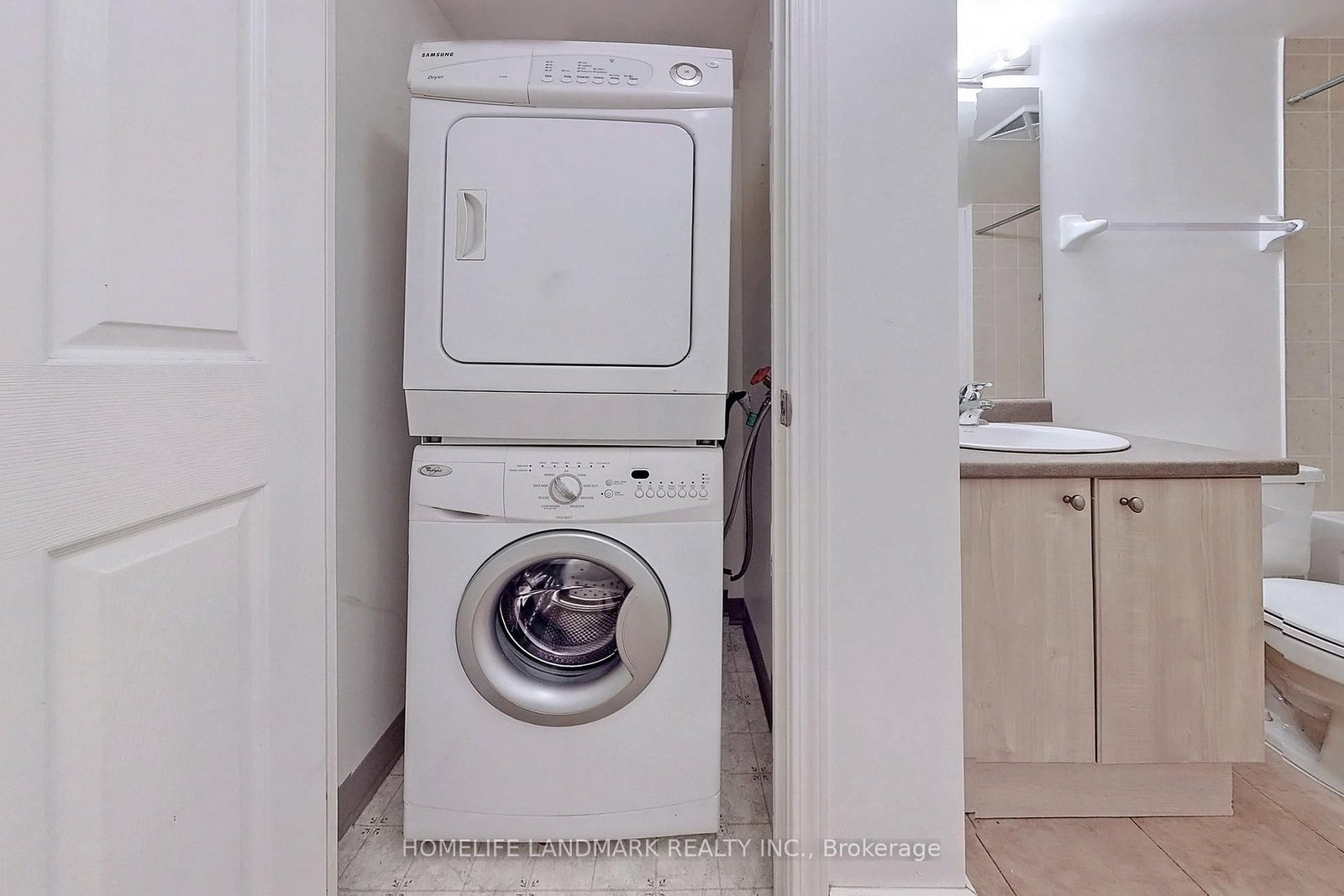 30 Grand Trunk Crescent, Unit 901 - Photo 25