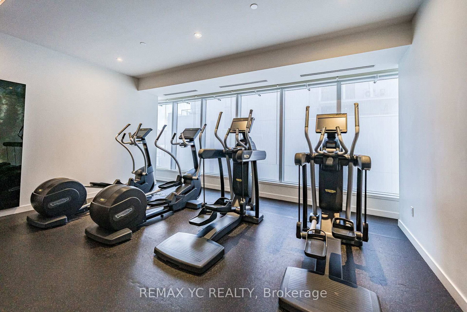 197 Yonge Street, Unit 4404 - Photo 22