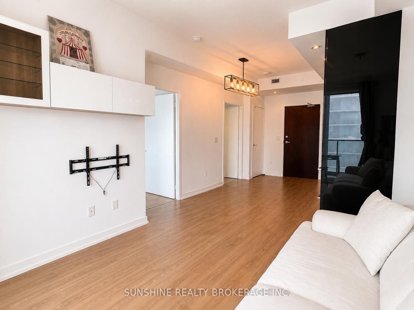117 Mcmahon Drive, Unit 3605 - Photo 6