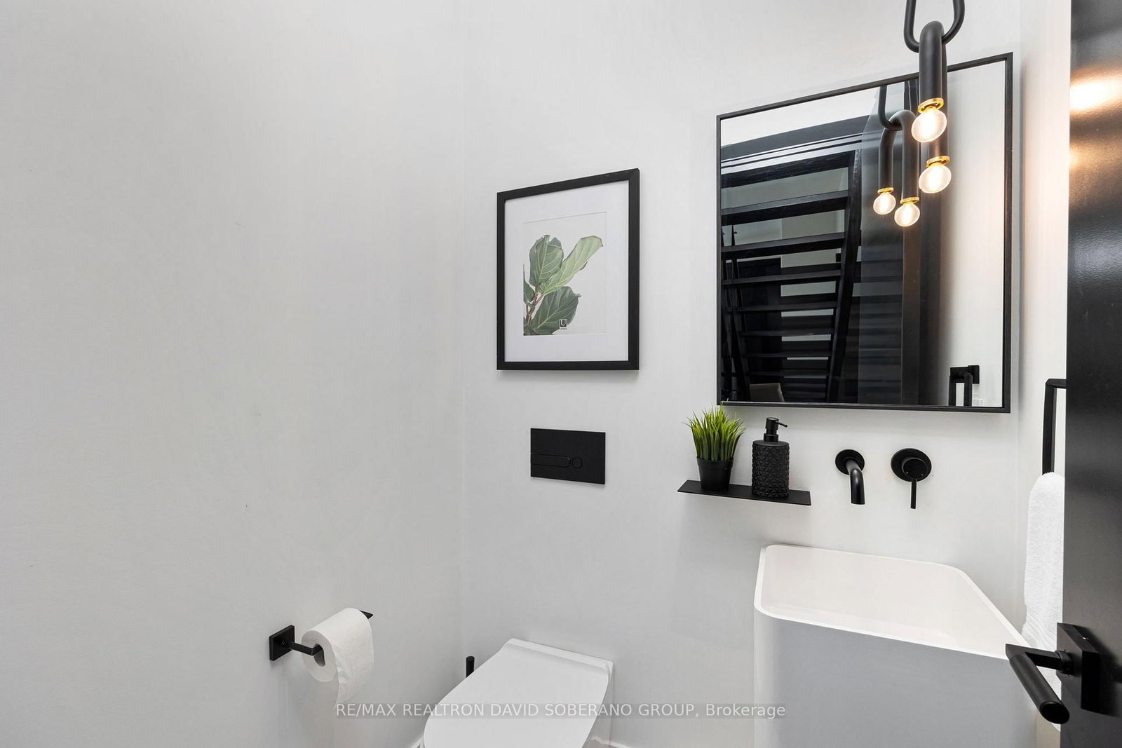102 Ulster Toronto,ON M5S 1G1 — Photo 17