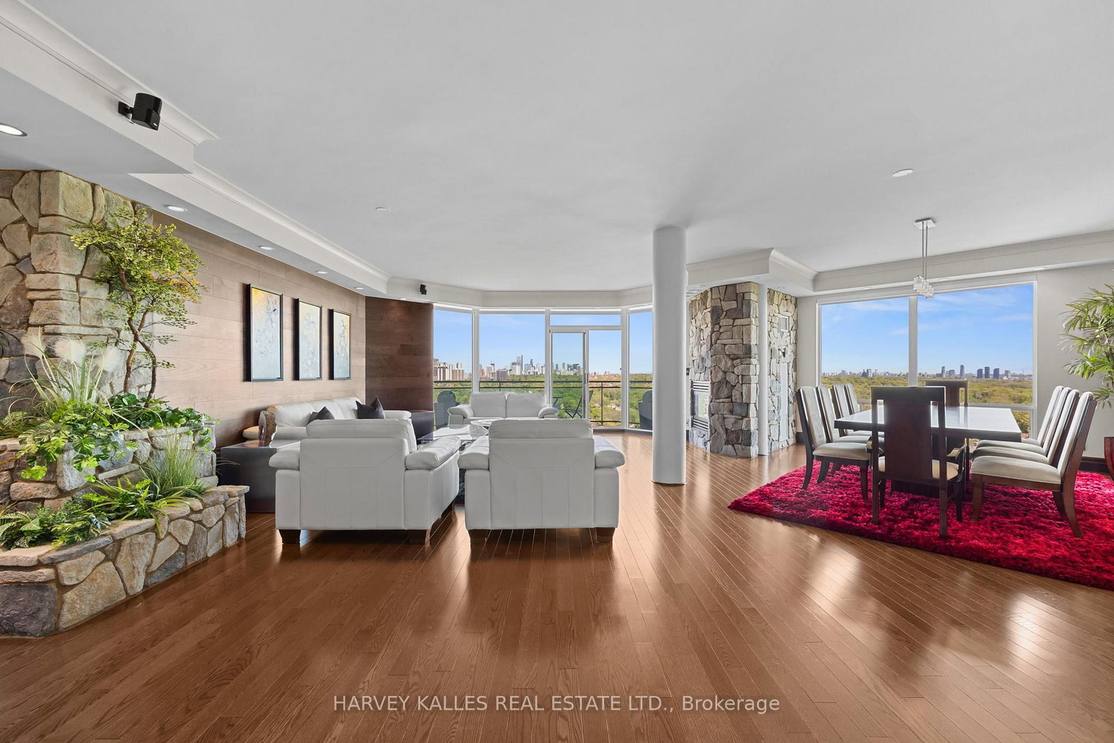 Property at 300 Bloor