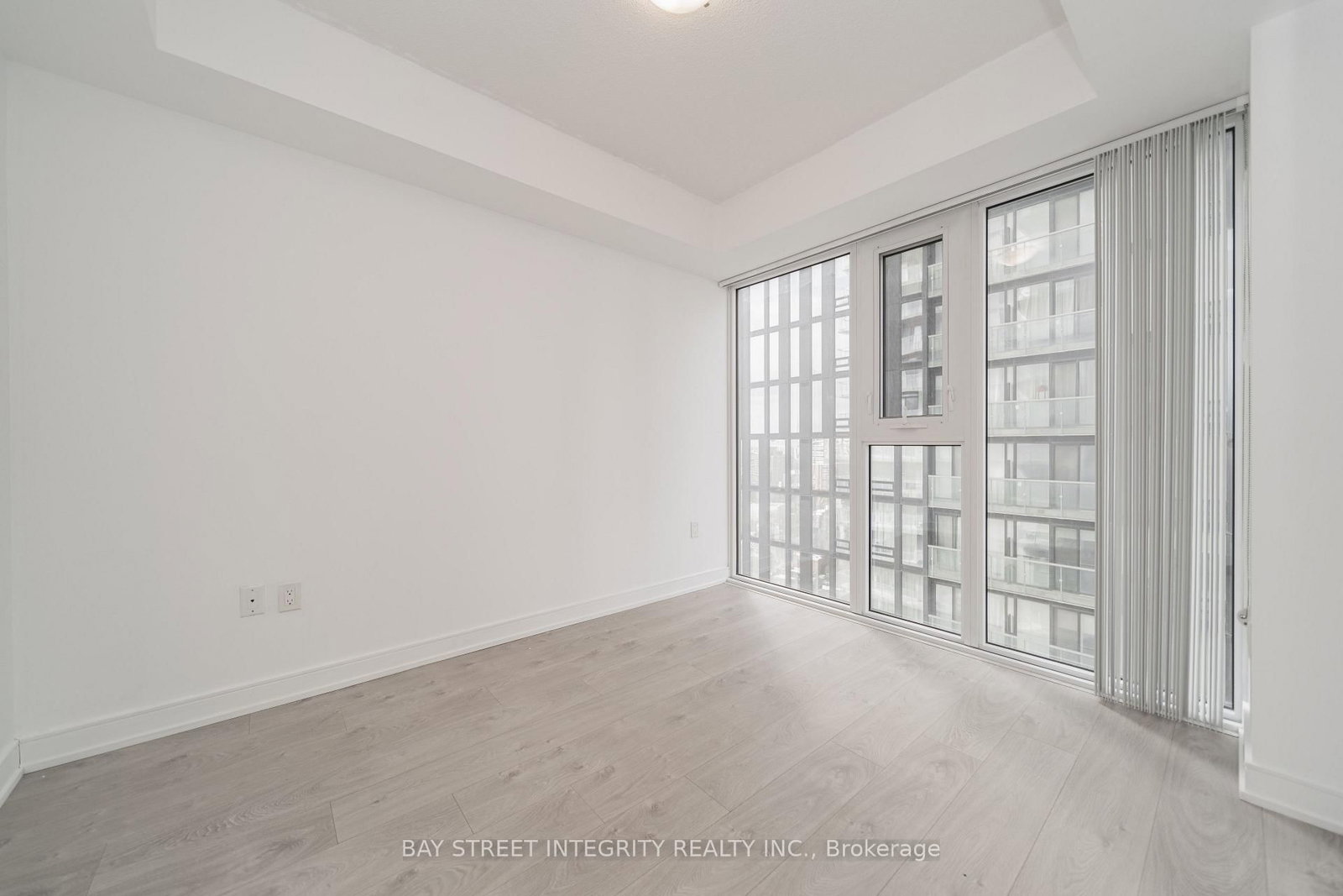 2801-50 Wellesley E Street, Toronto, ON, photo 2