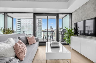 3102 - 224 King Street W
