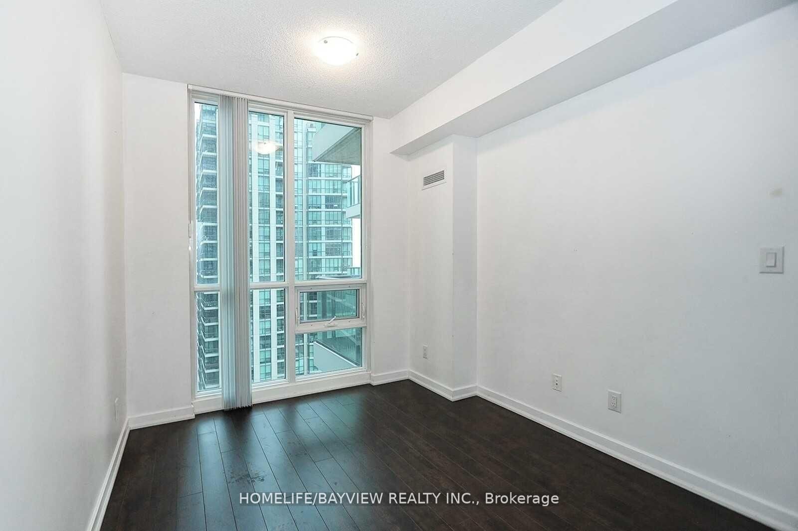 33 Bay Street, Unit 1905 - Photo 24