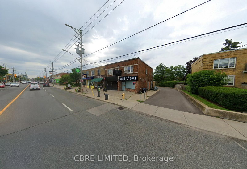 1491 Bayview Ave photo 2
