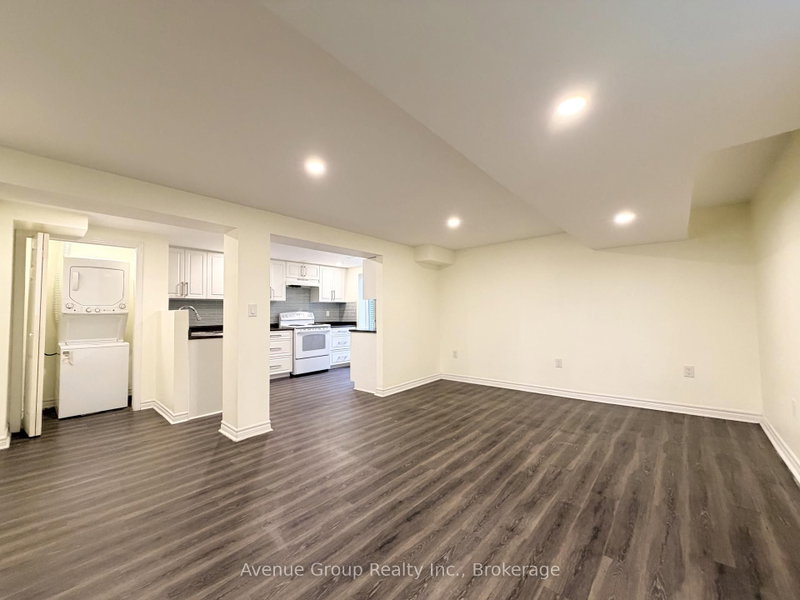 Lower - 116 Pindar Crescent