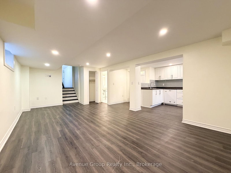 Lower - 116 Pindar Crescent