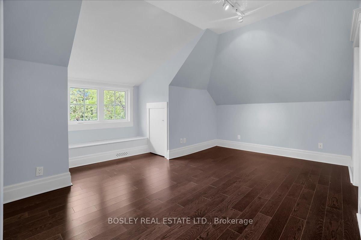 3 Shorncliffe Avenue • Toronto, ON photo 22