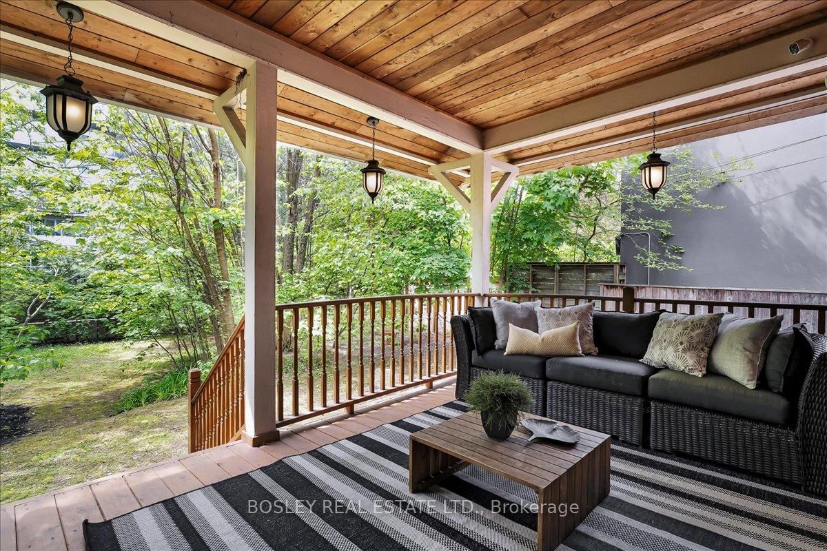 3 Shorncliffe Avenue • Toronto, ON photo 8