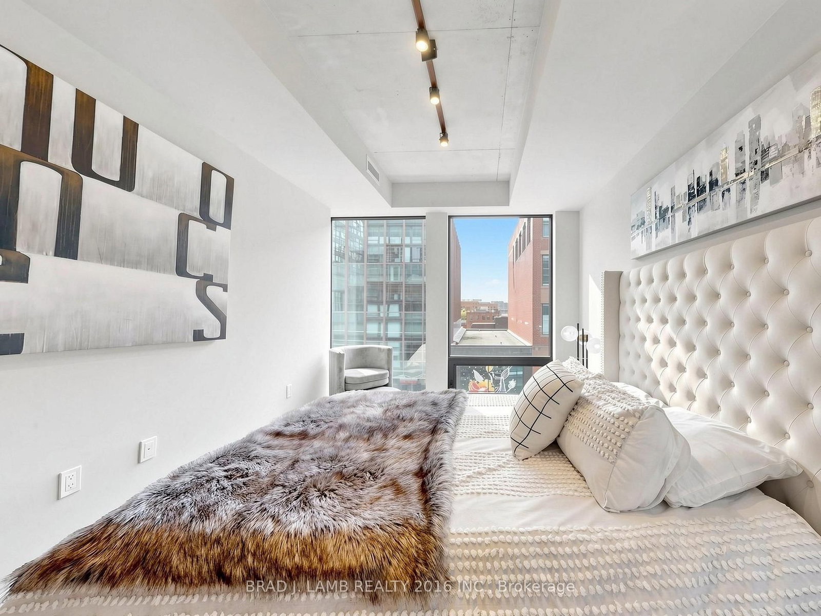 284 E King Street • #404 • Toronto, ON photo 25
