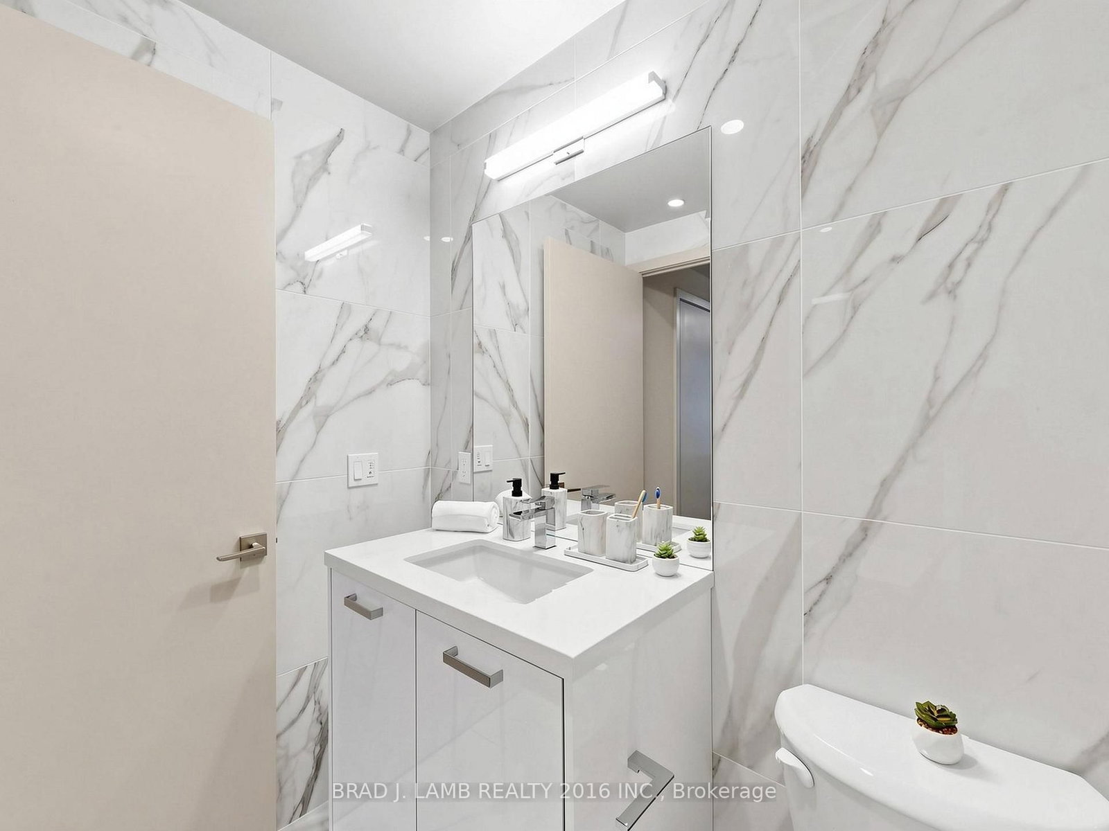 284 E King Street • #505 • Toronto, ON photo 25