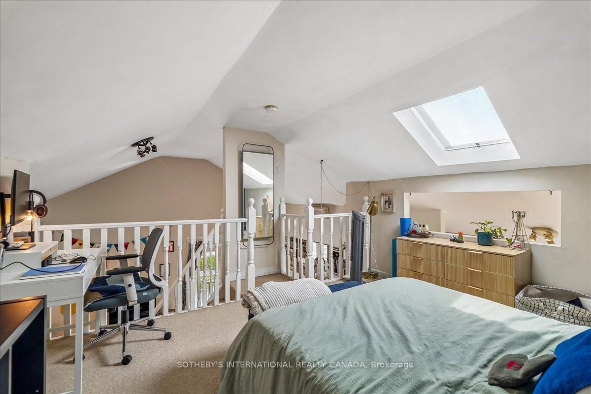 161 Winchester Street • Toronto, ON photo 29