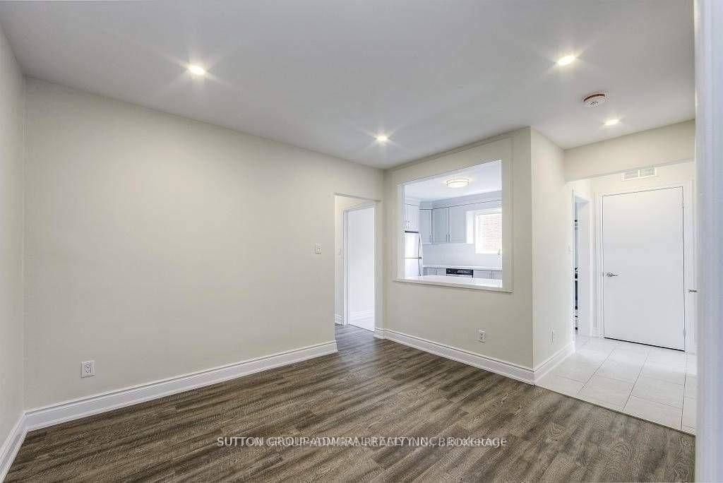 Unit 2-77 Garthdale Court, Toronto, ON, photo 5