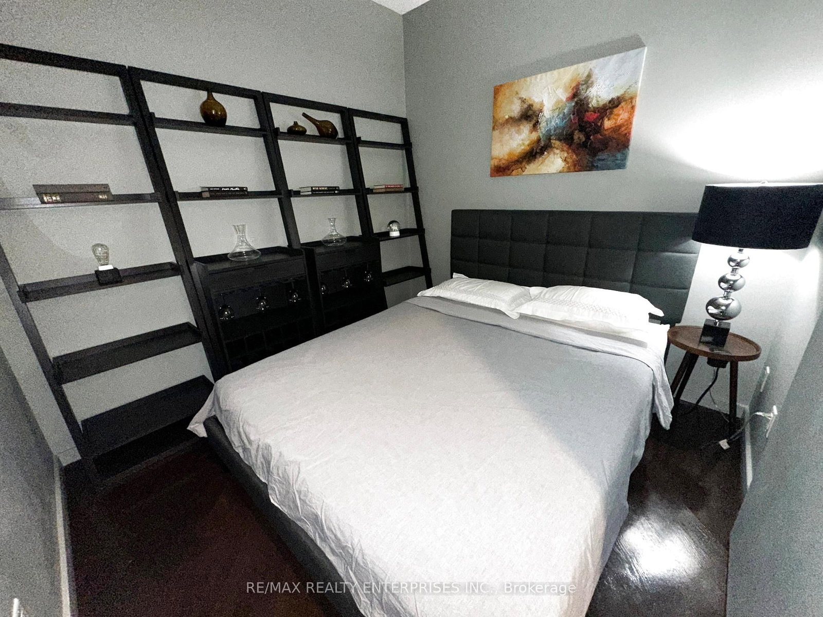 8 York Street • #2710 • Toronto, ON photo 18