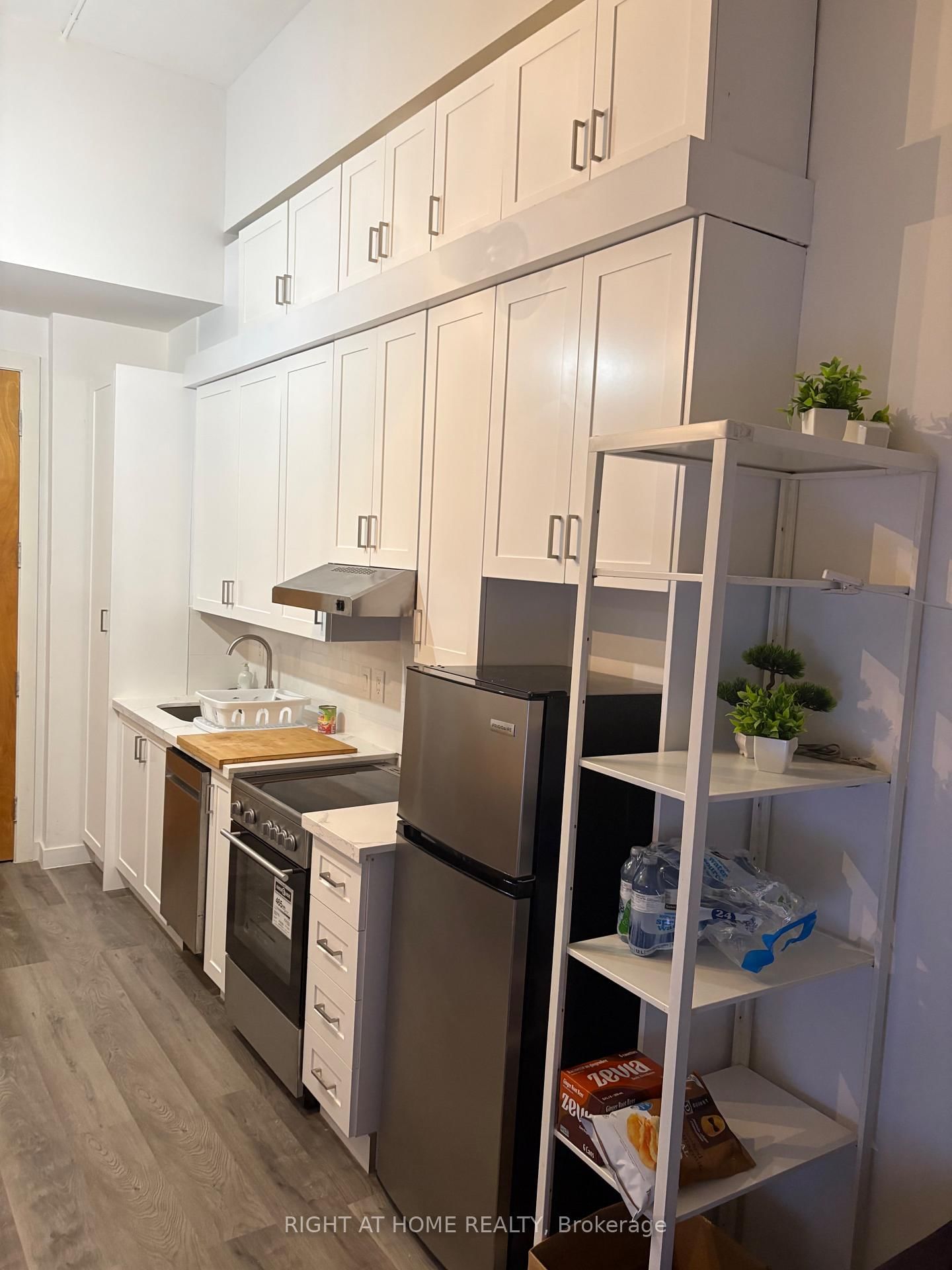 538-155 Dalhousie Street, Toronto, ON, photo 5