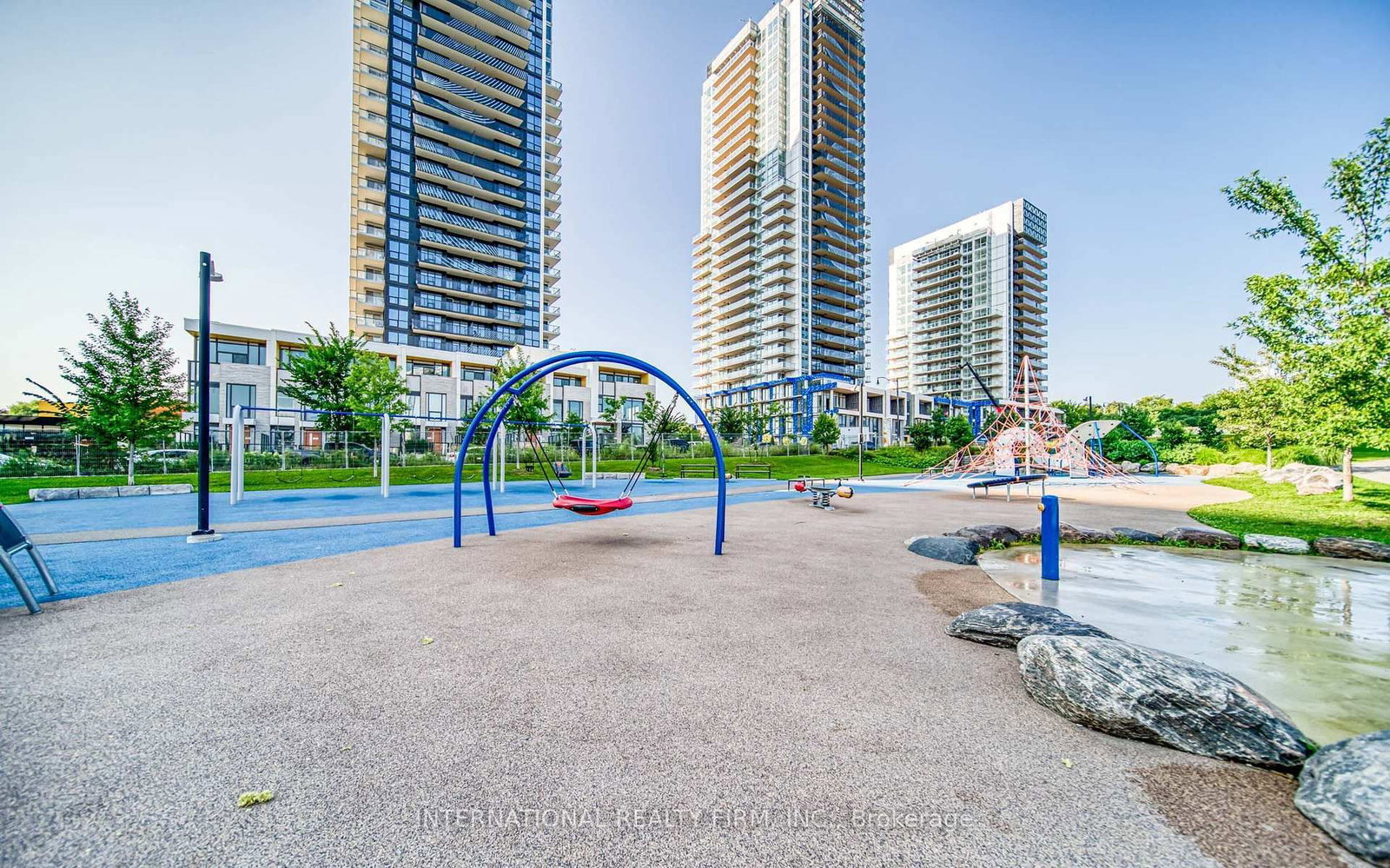 85 McMahon Drive • #903 • Toronto, ON photo 25