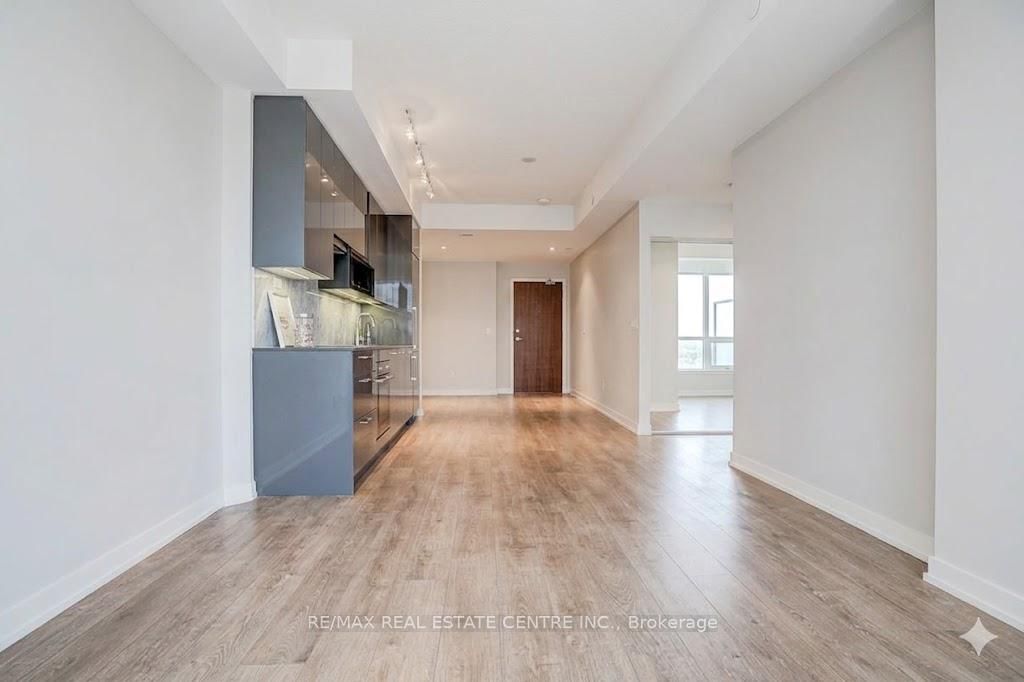 115 Mcmahon Drive, Unit 1701 - Photo 4