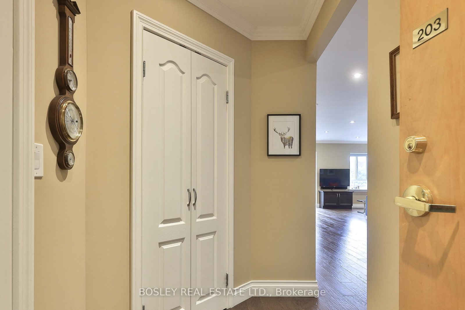203-1387 Bayview Avenue, Toronto, ON, photo 4
