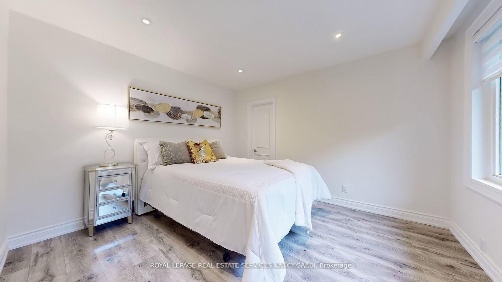 15 Farrington Drive • Toronto, ON photo 19