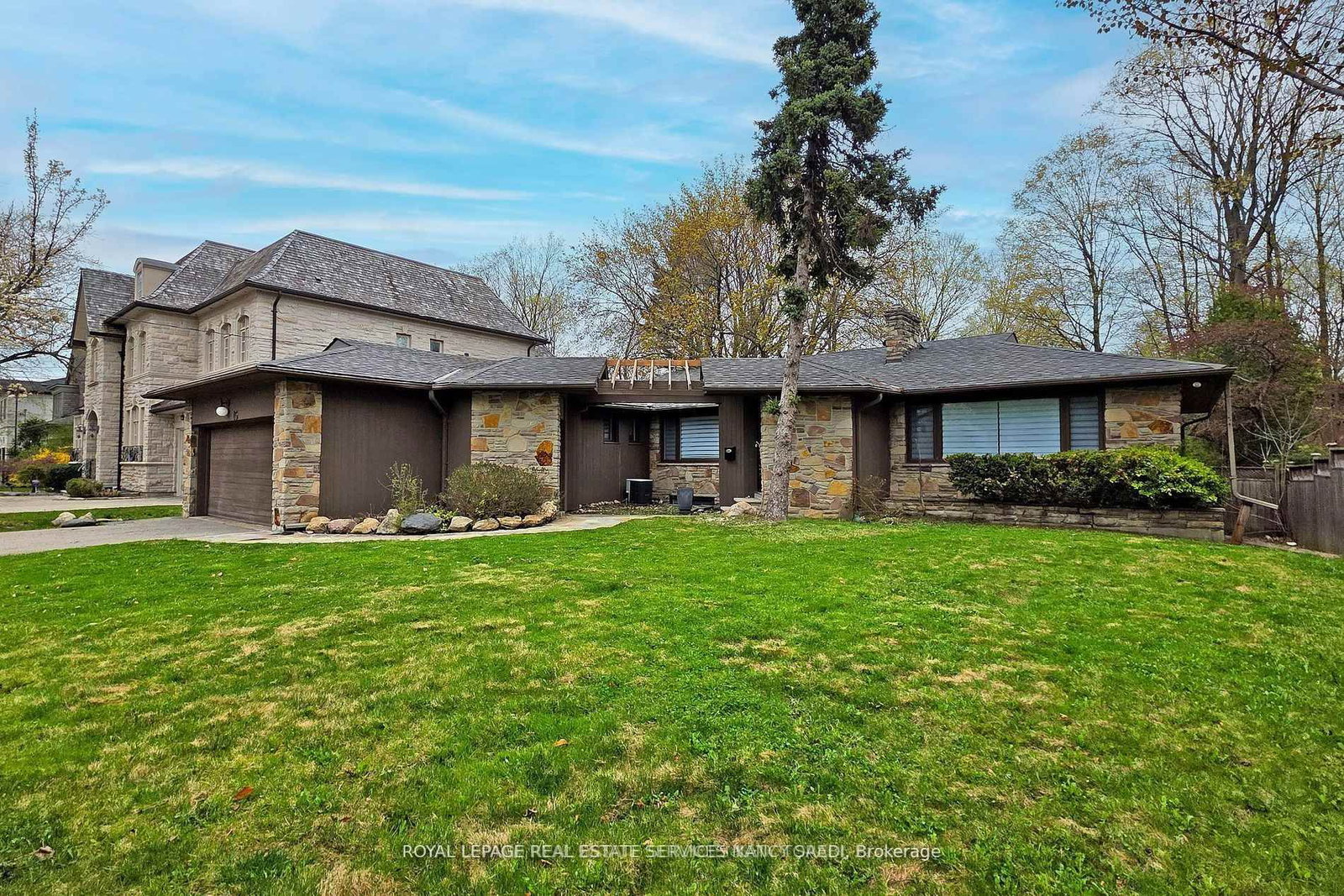 15 Farrington Drive • Toronto, ON photo 23
