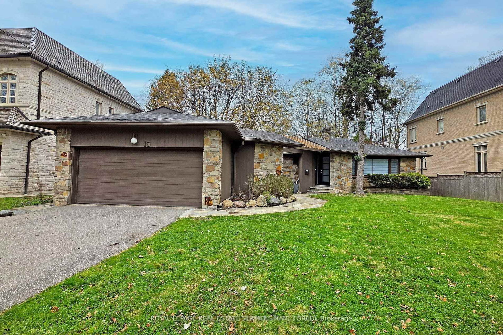 15 Farrington Drive • Toronto, ON photo 26