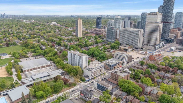 307 - 2 Edith Drive