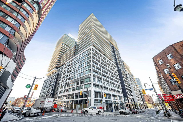 976W - 135 Lower Sherbourne Street