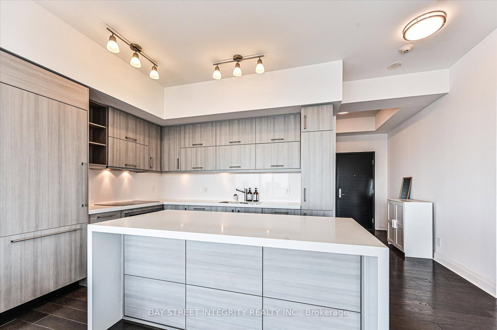 1080 Bay Street • #5302 • Toronto, ON photo 13