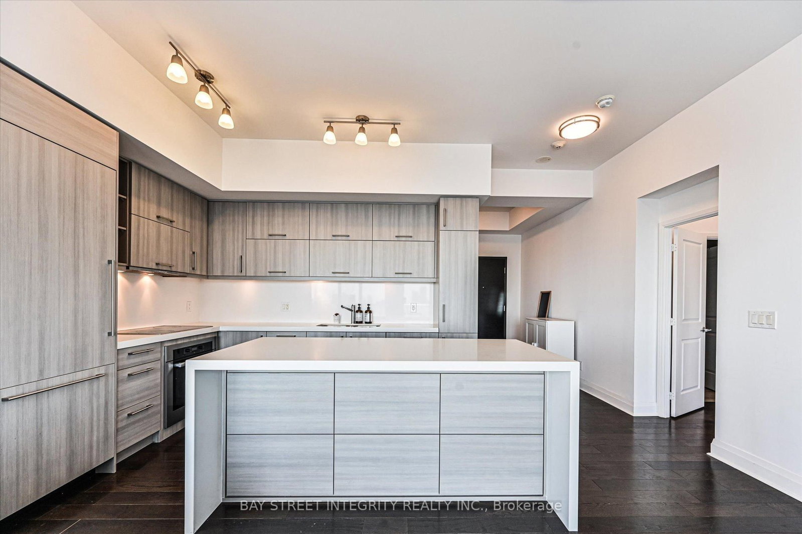 1080 Bay Street • #5302 • Toronto, ON photo 14