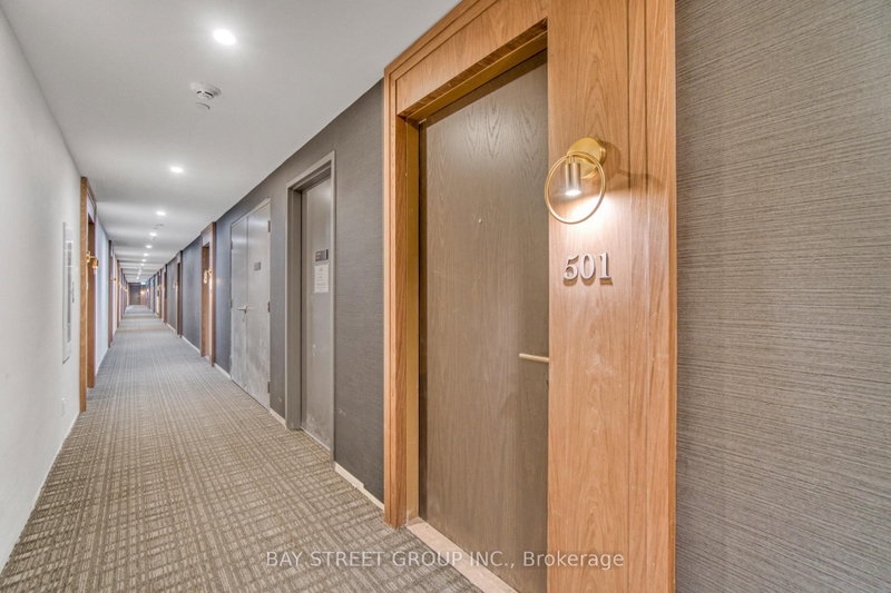 home for lease on 501-6 greenbriar Road