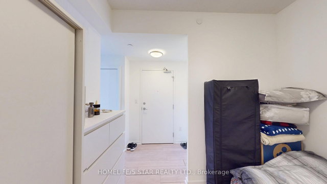 1601 - 66 Forest Manor Road