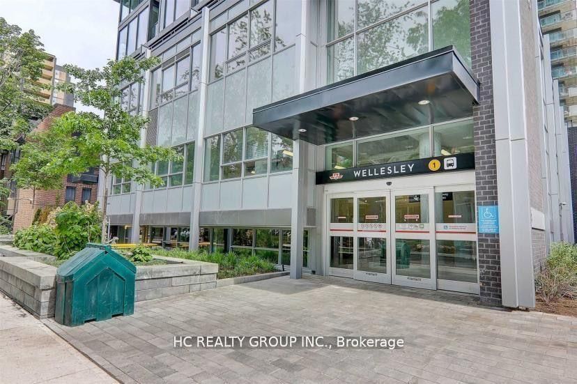 17 Dundonald Street, Unit 1701 - Photo 3
