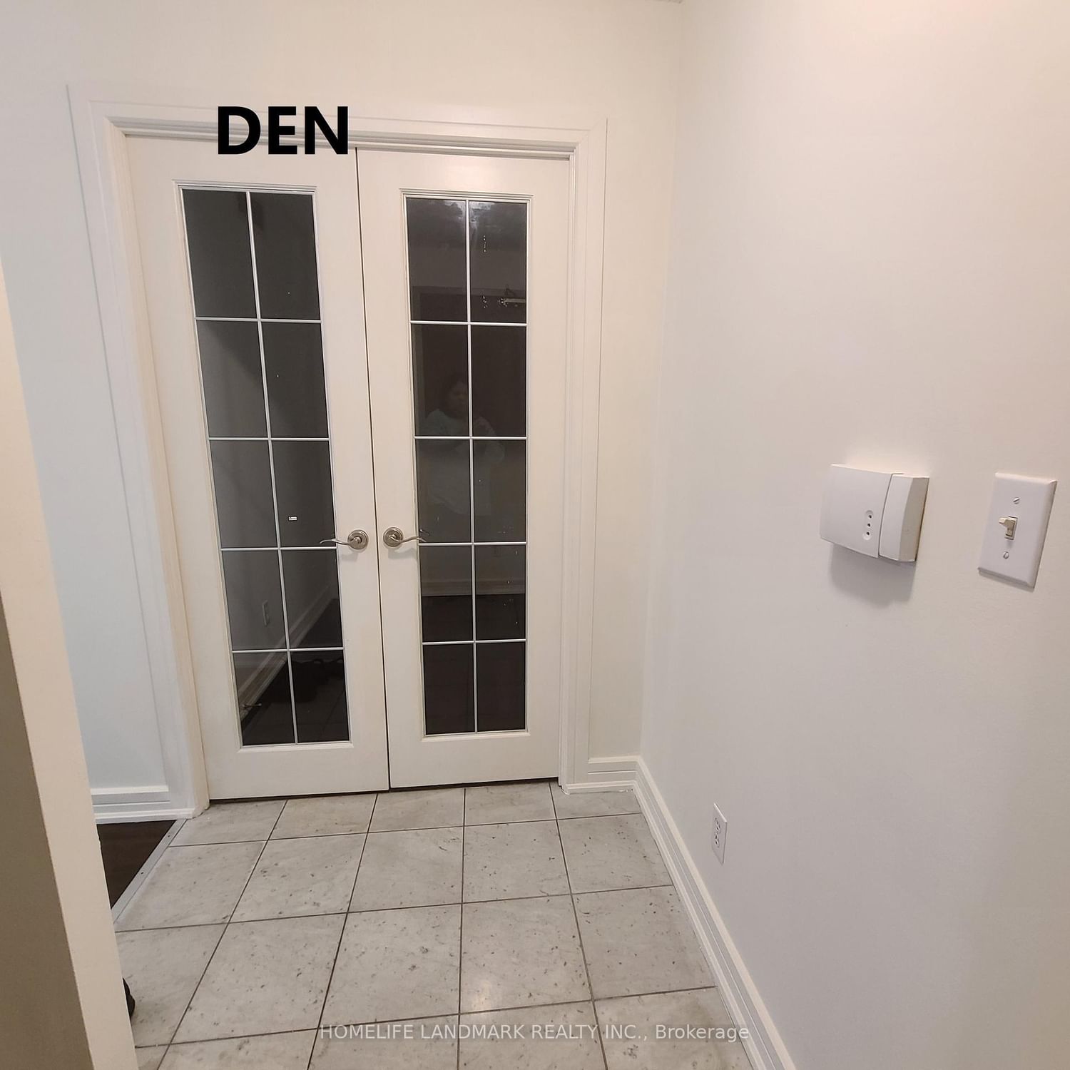 18 Harrison Garden Boulevard, Unit 312 - Photo 2