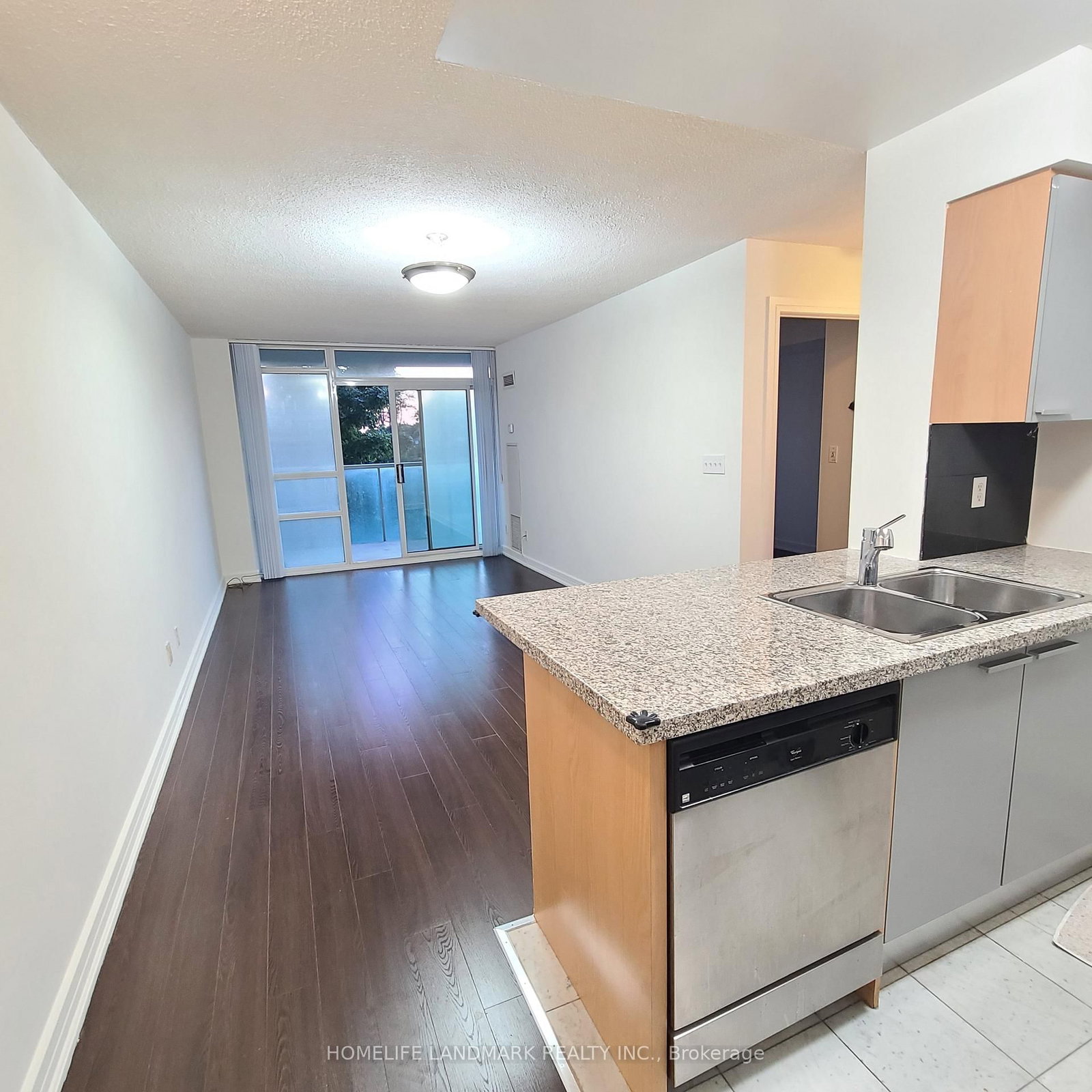 18 Harrison Garden Boulevard, Unit 312 - Photo 6