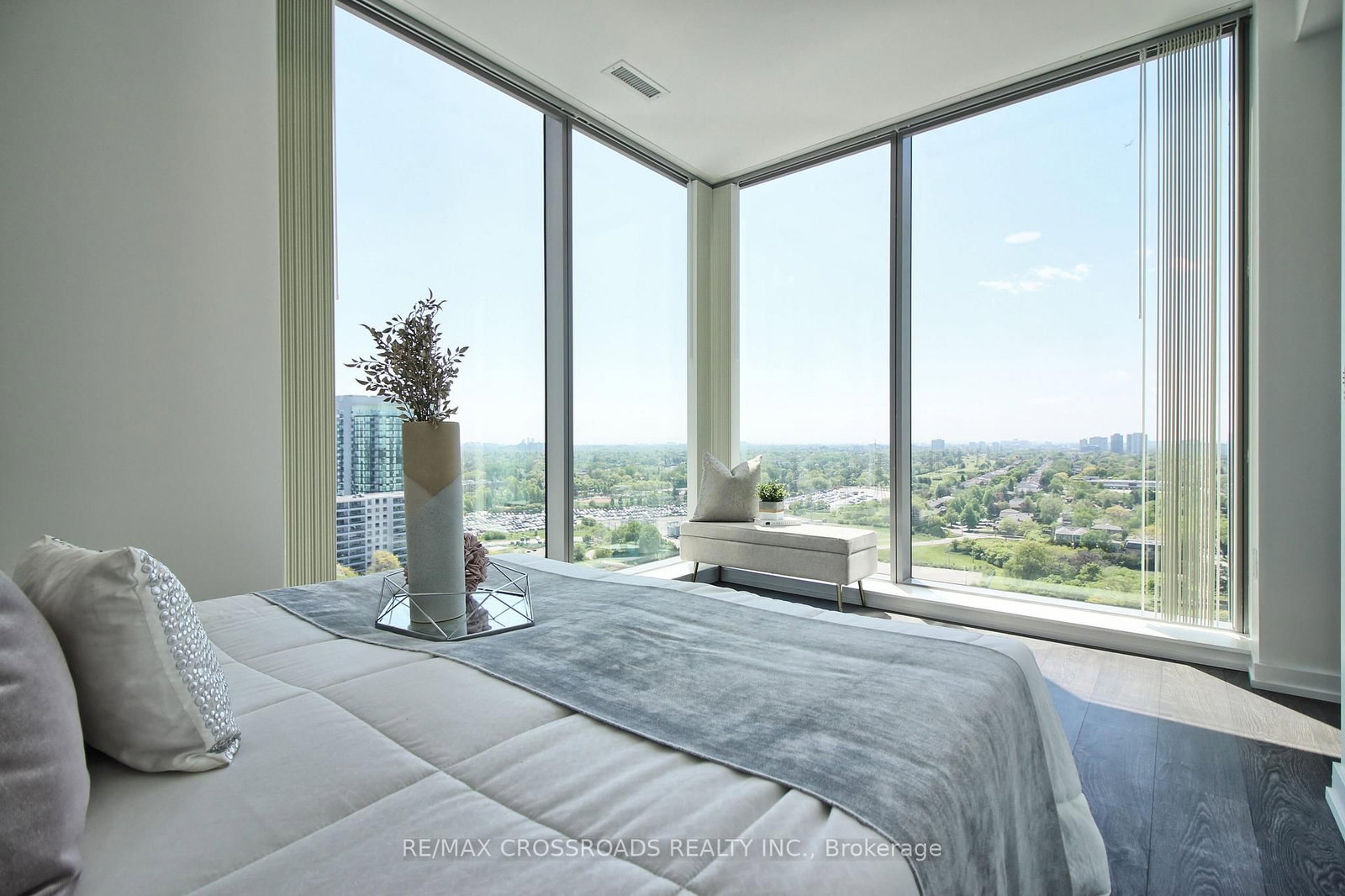 7 Golden Lion Heights, Unit N1808 - Photo 25