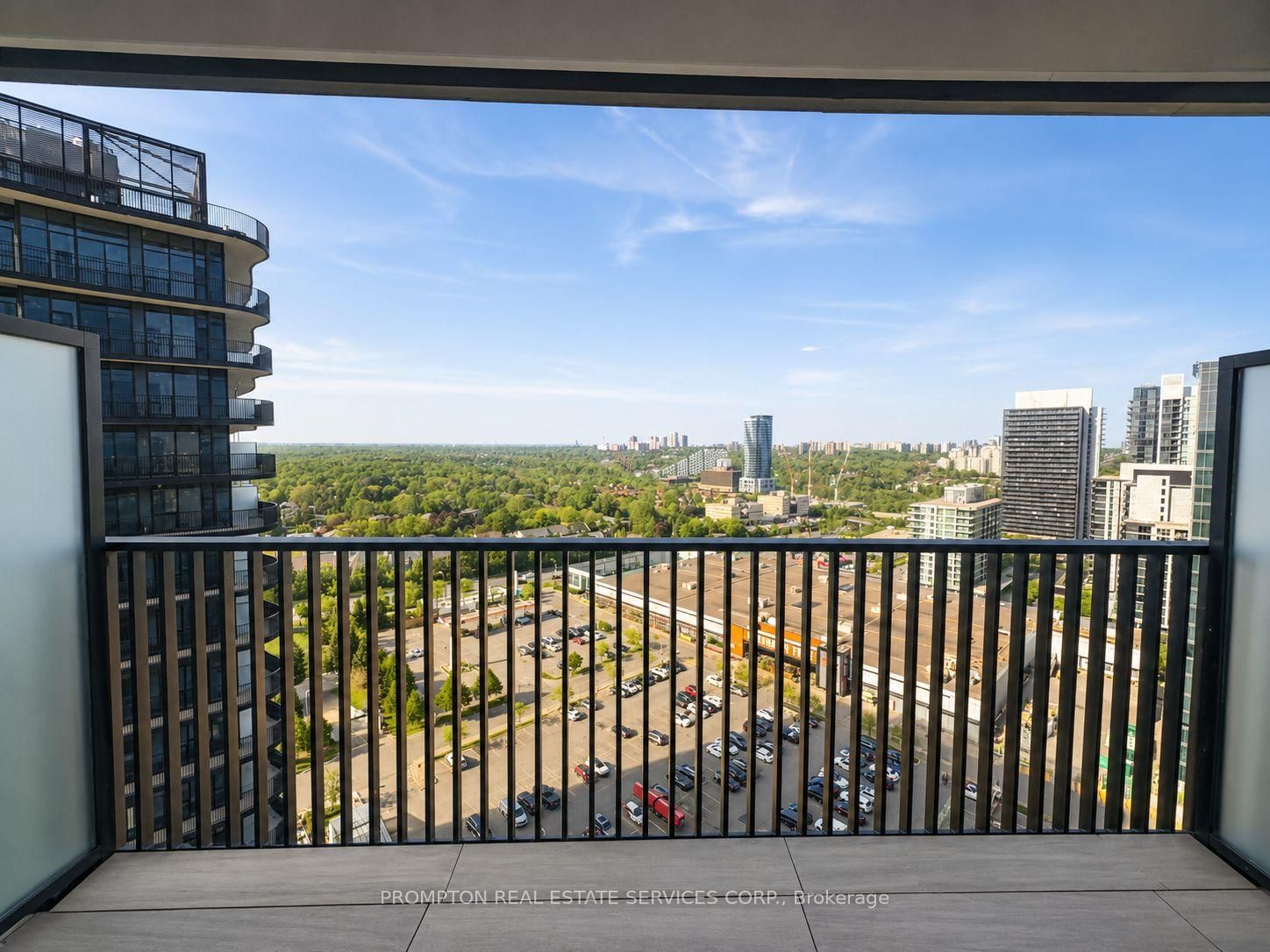 18 Esther Shiner Blvd Boulevard, Unit 1906
