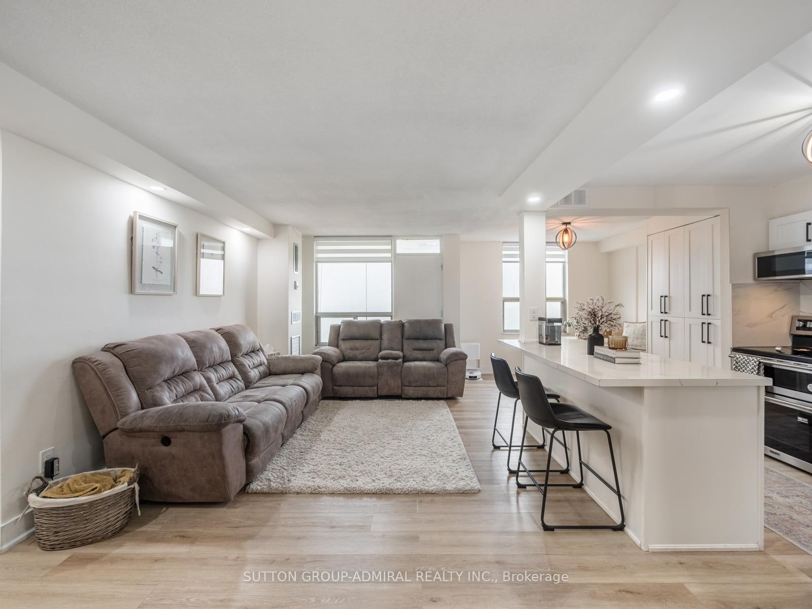 1603-20 Edgecliff Golfway, Toronto, ON, photo 4