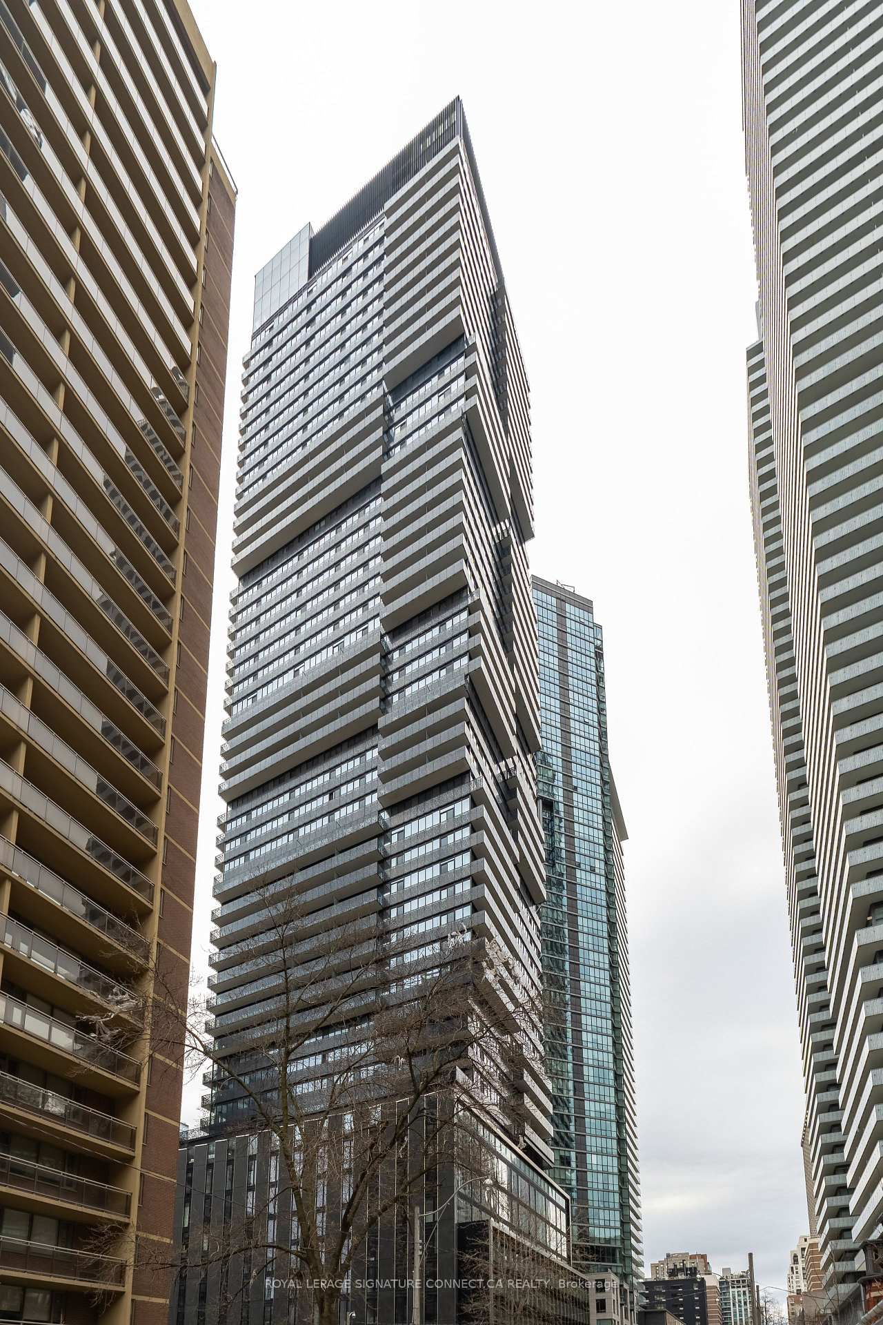55 Charles Street E, Unit 3408