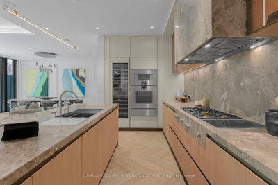 7 Dale Avenue • #106 • Toronto, ON